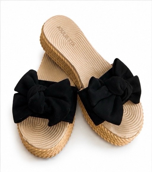 Claquette noir 