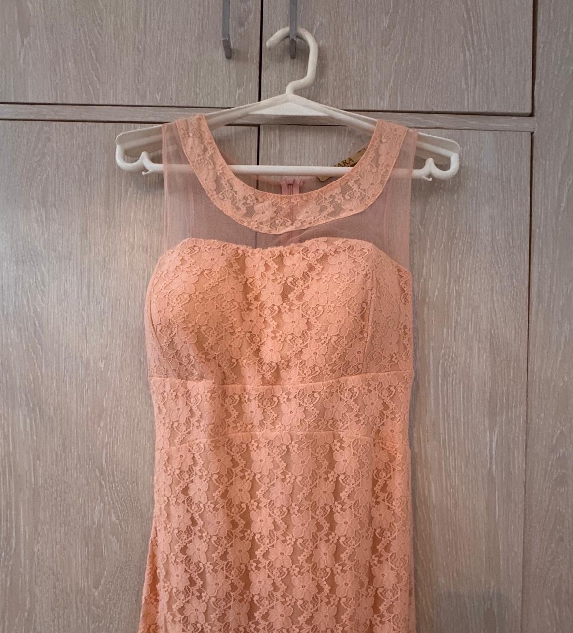 Robe soireé en dentelle