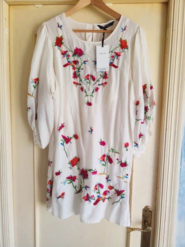 Je vends ma robe ZARA .