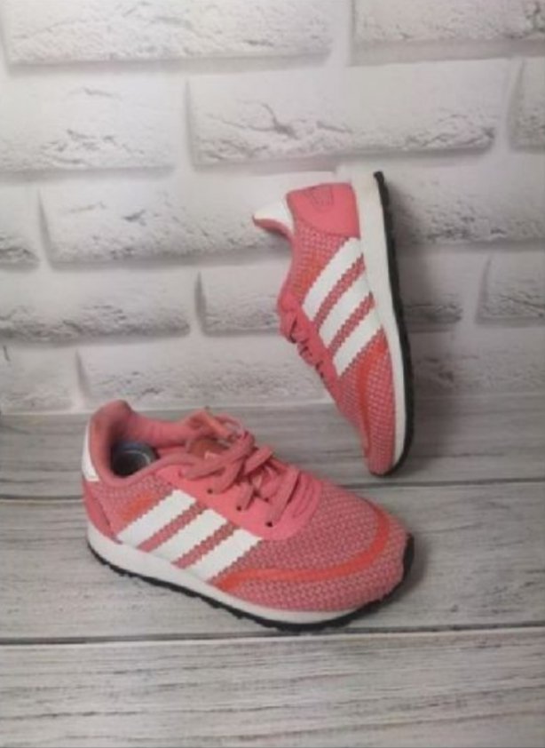 Basket adidas Original pointure 25