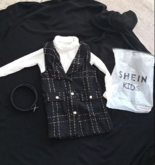 Robe style blazer + pull + ceinture tendence importé to9tel marque shein en tres bonne qualité pour fille de 5 ans 