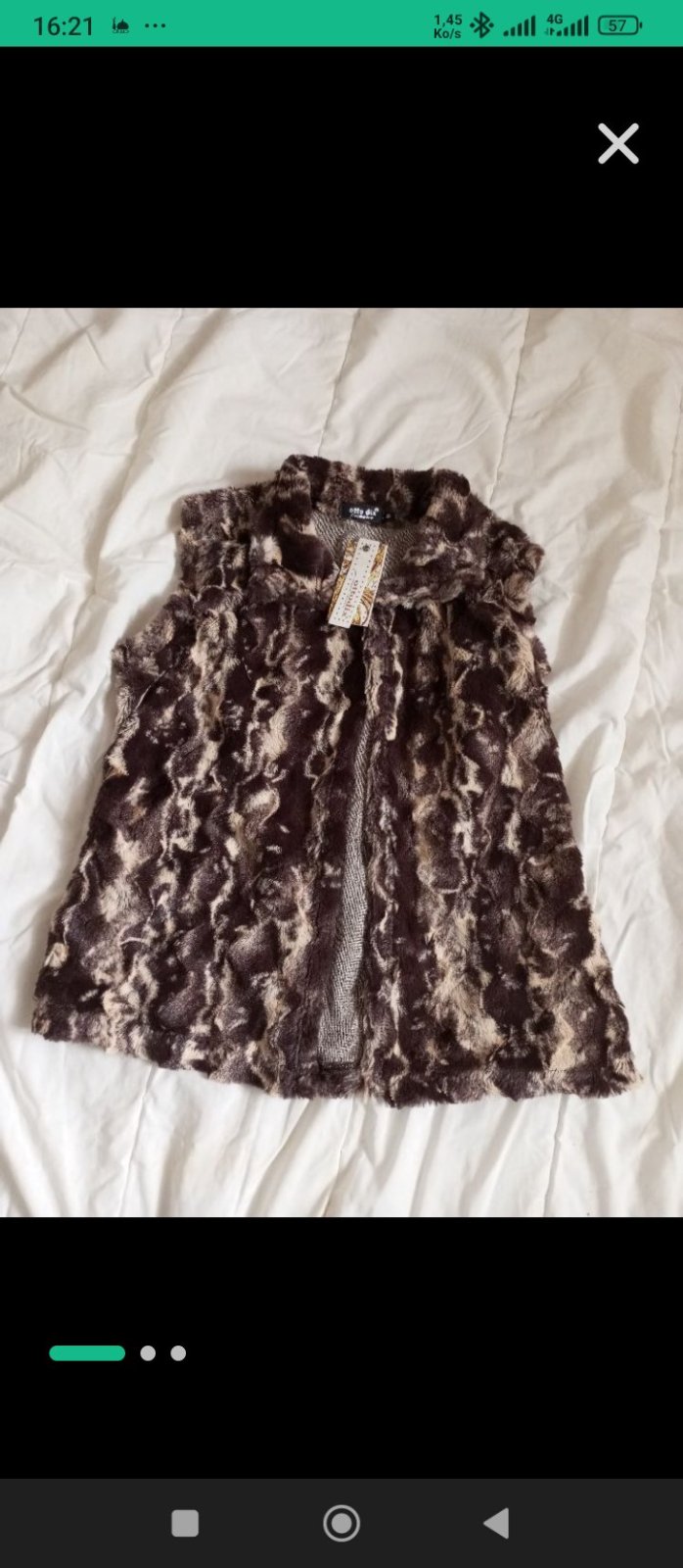 Gilet Faux forure sans manche chic dafdoufa   neuf avec étiquette 