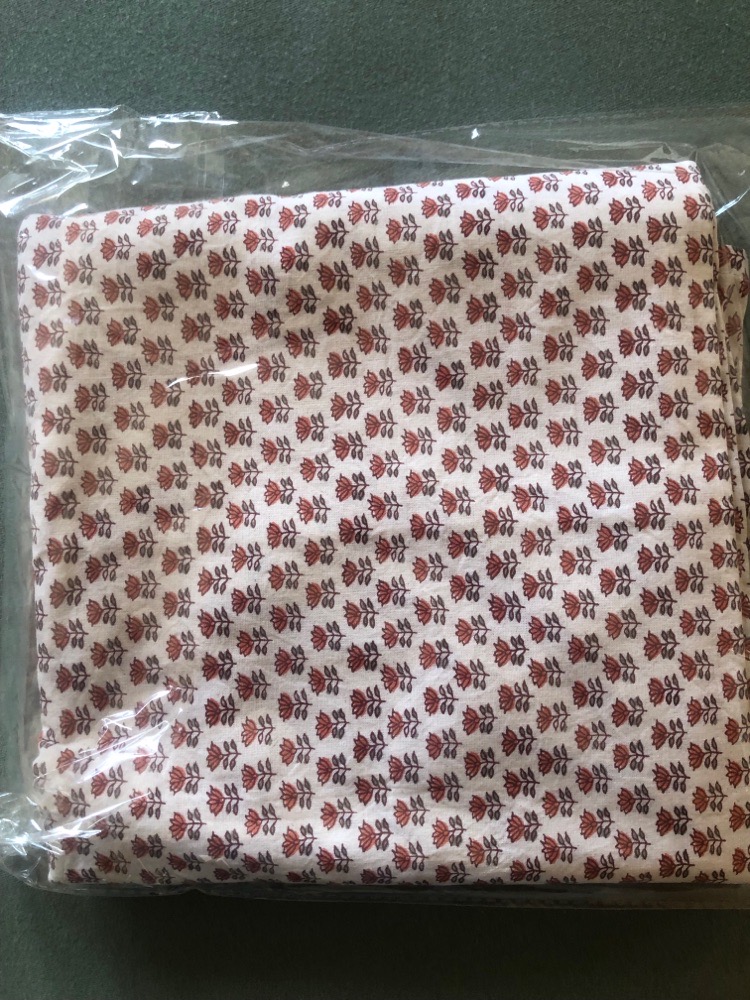 Nappe imprimé rouge zara home 