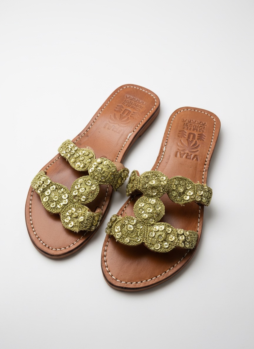 Mulle dore en cuir 
