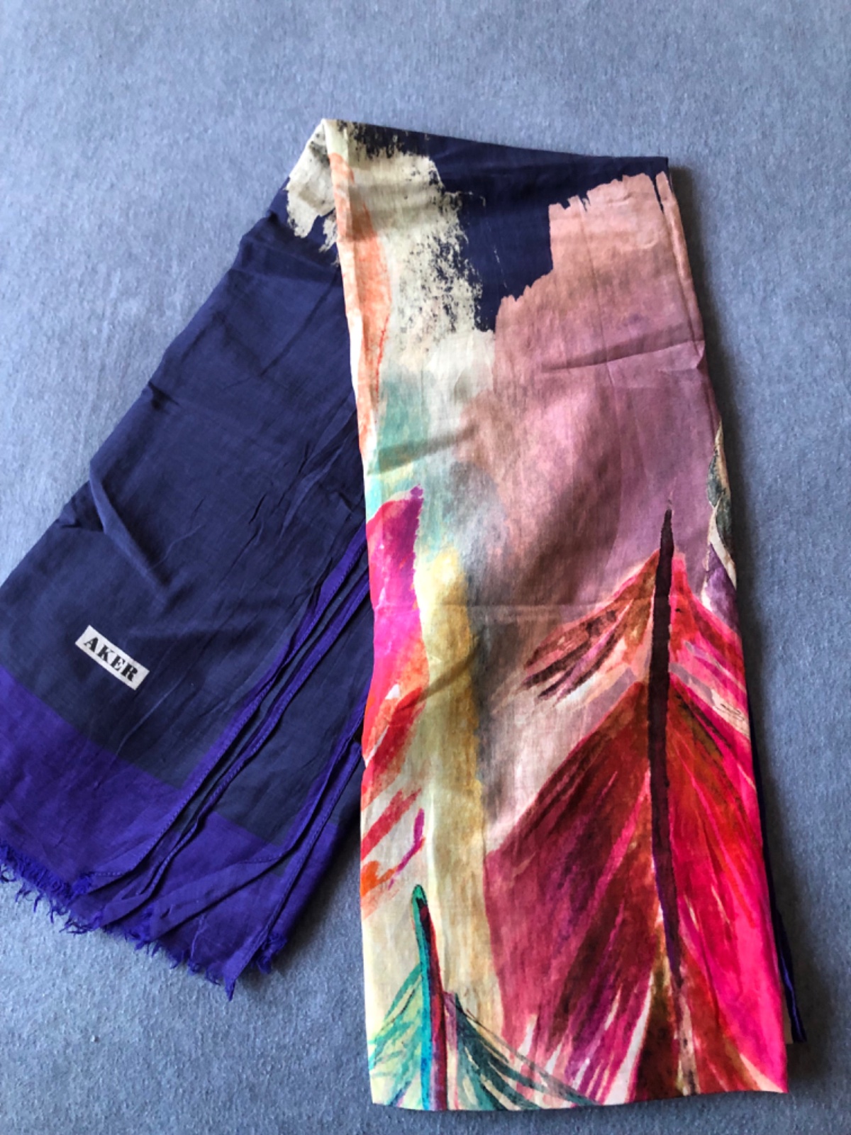 Foulard rectangulaire fleuri Aker