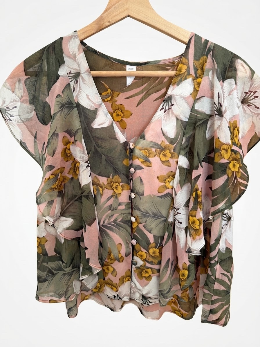 Top avec des fleurs 