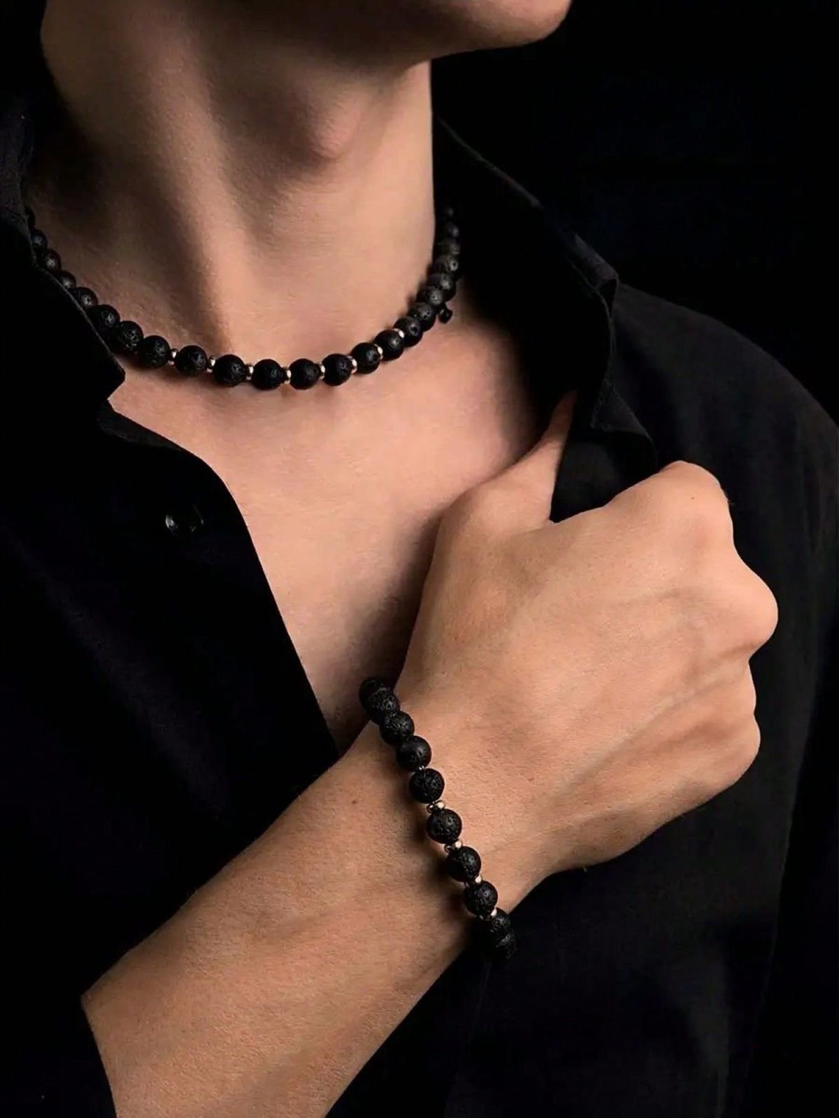 Set Collier & Bracelet en Perles Noires – Élégant & Chic