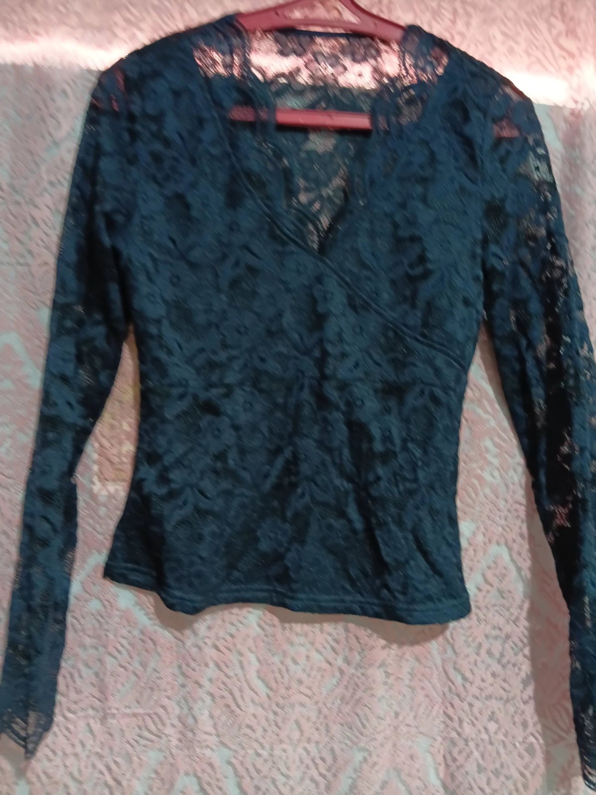 Pull dentelle bleu 