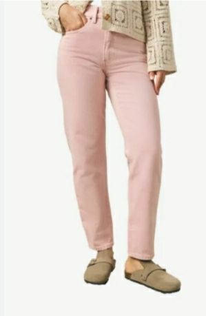 Joli pantalon jean rose bébé 