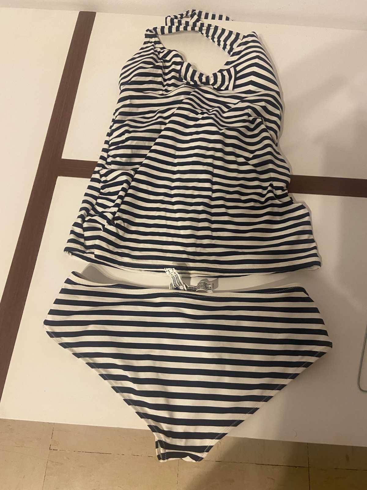 Maillot Taille M de la marque Kiabi