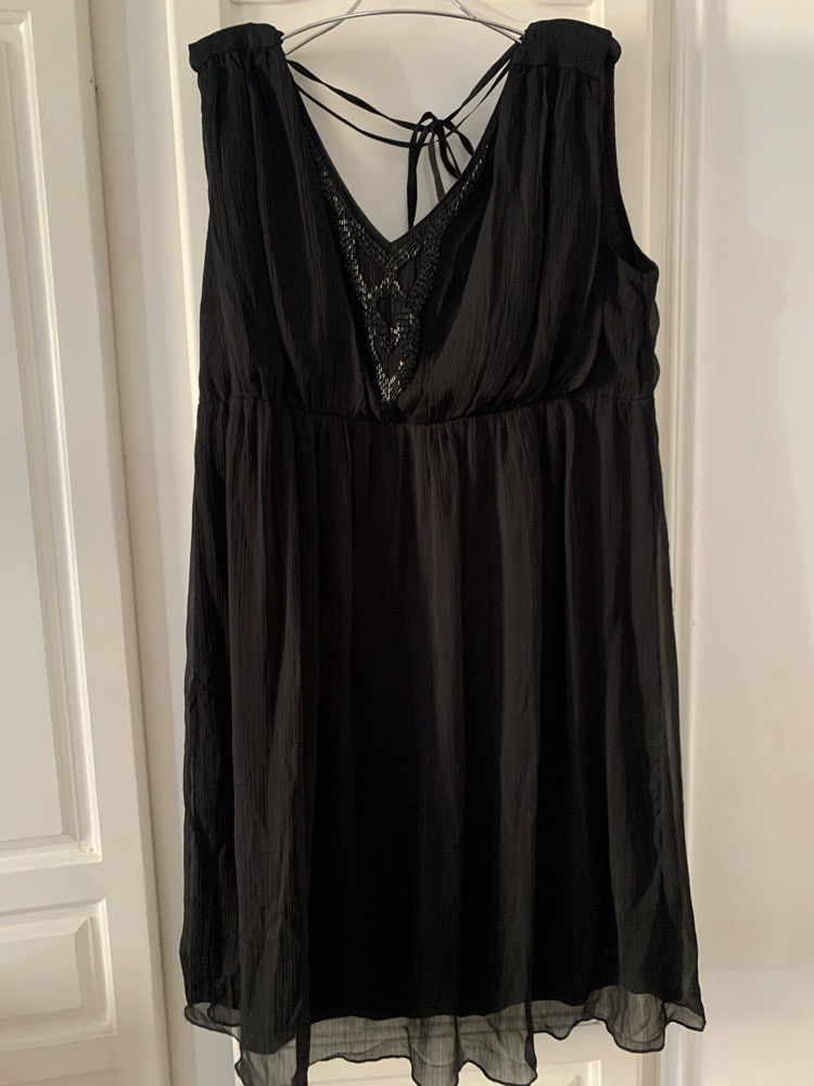 Robe noir
