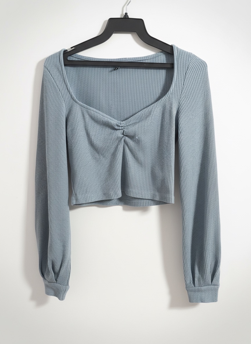 Pull bleu