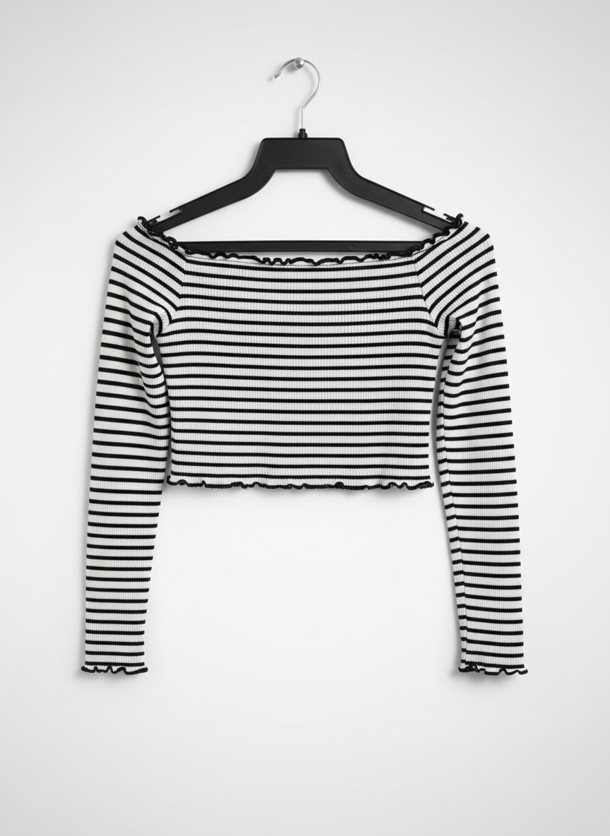 Pull rayé blanc et noir