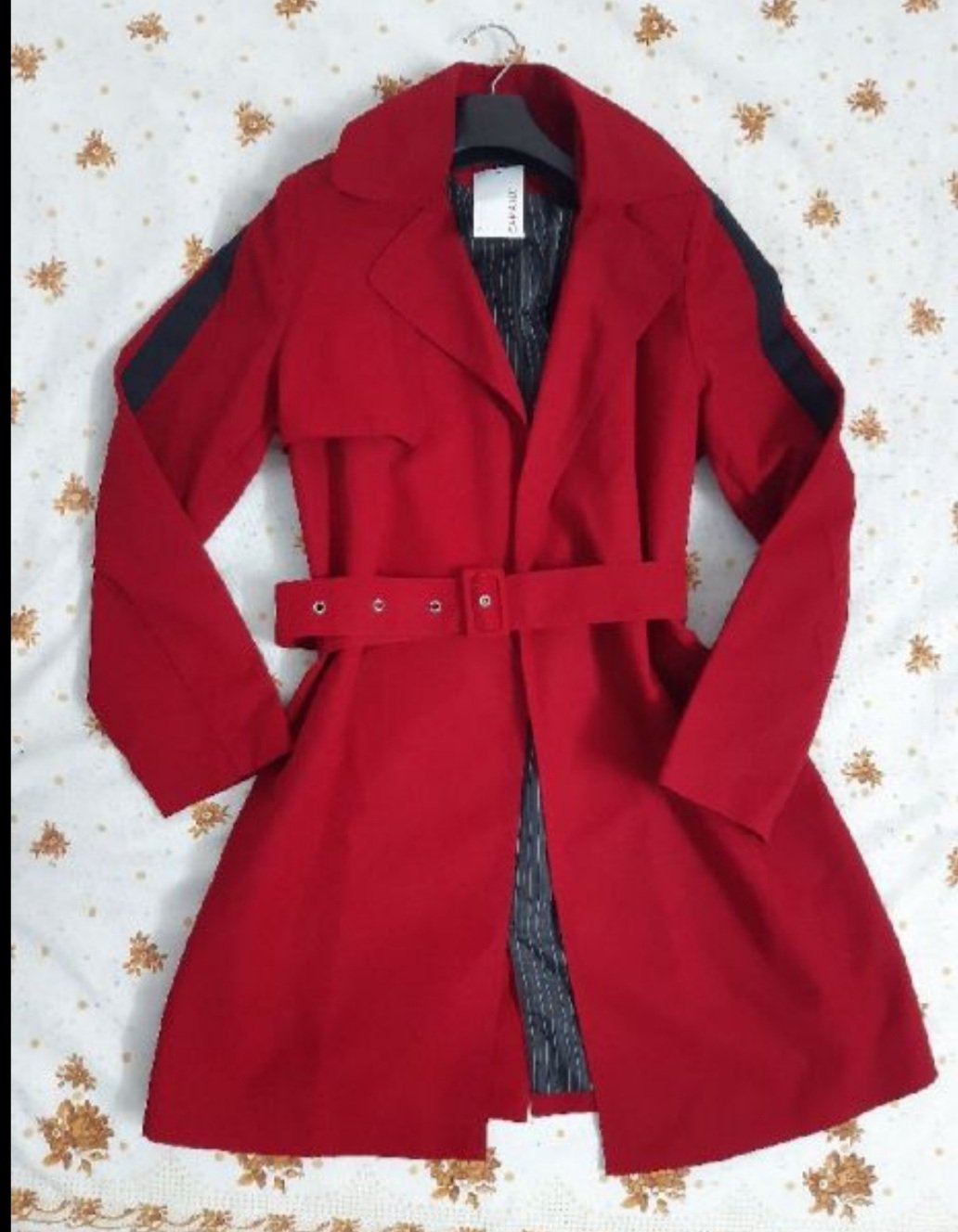 Trench coat 