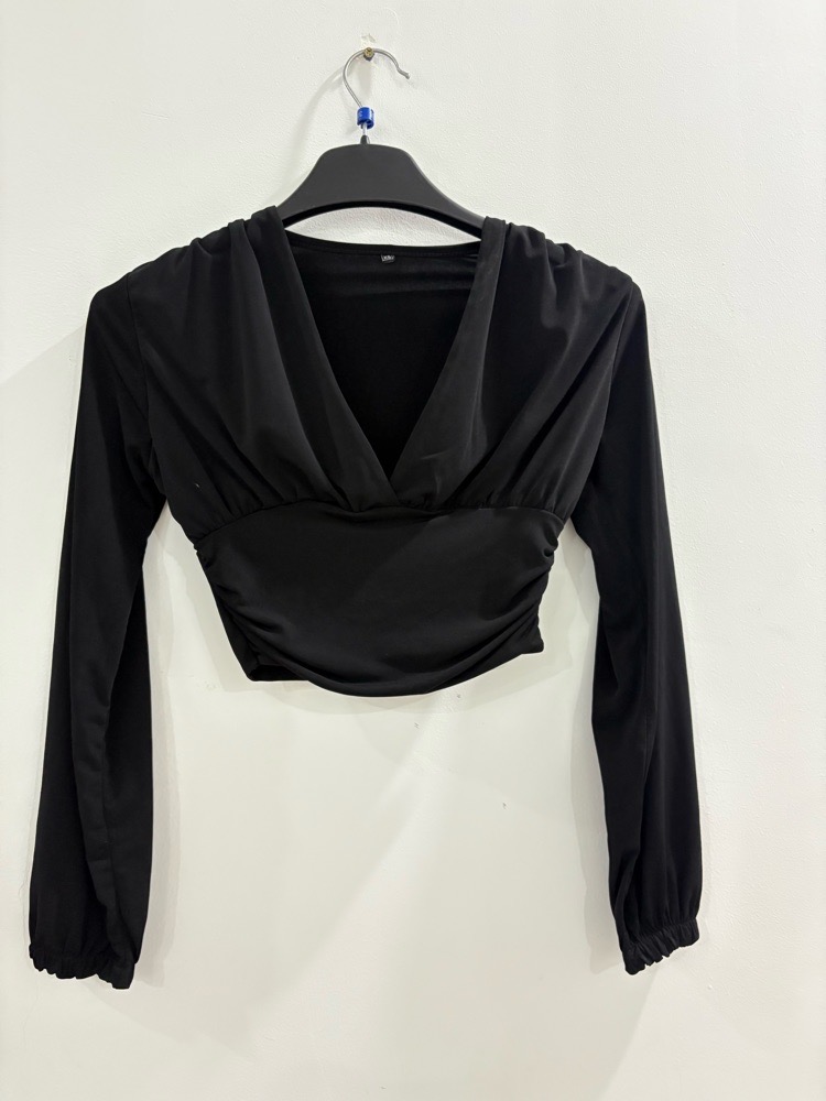 TOP SHEIN NOIR JAMAIS PORTÉ 
