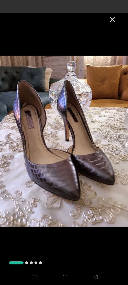 Escarpins BCBG pointure 36.5