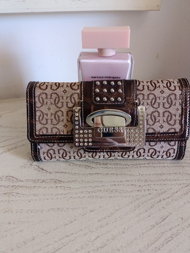 porte feuille Guess 