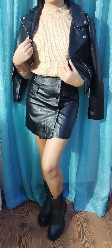 jupe porte feuille cuir