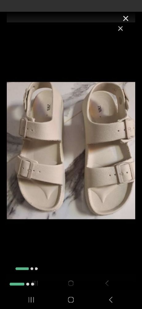 Sandales plastiques