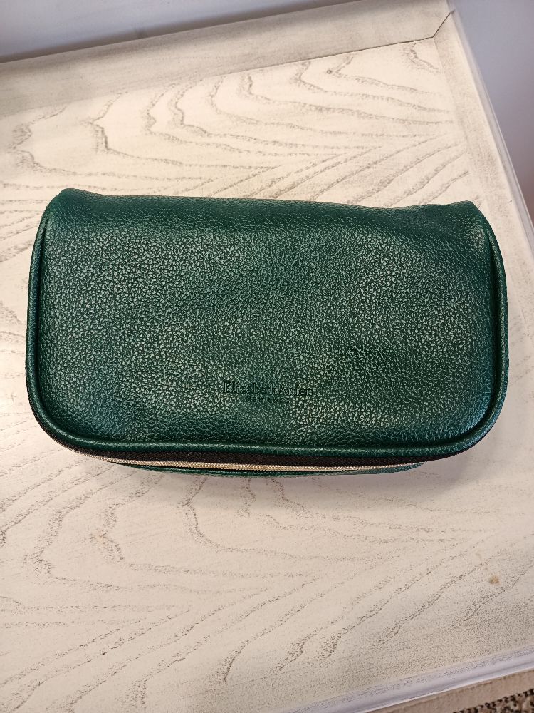 trousse de toilette cuir Elisabeth arden