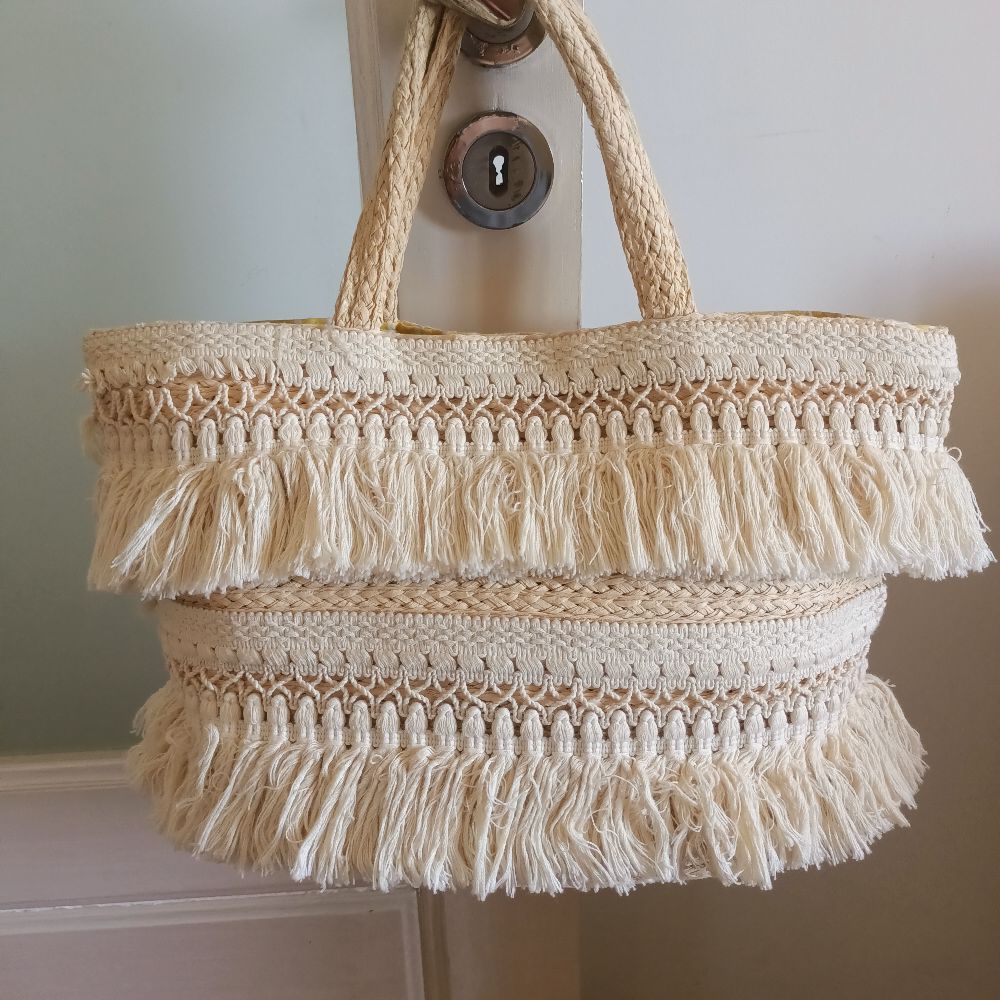 sac de plage avec franges