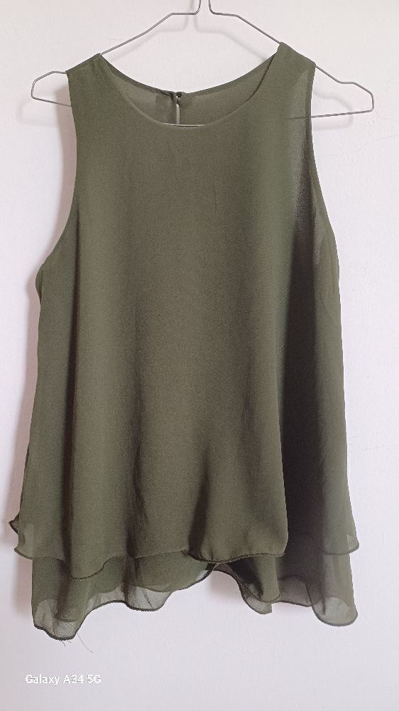 Blouse kaki simple T38/40🫶✨️
