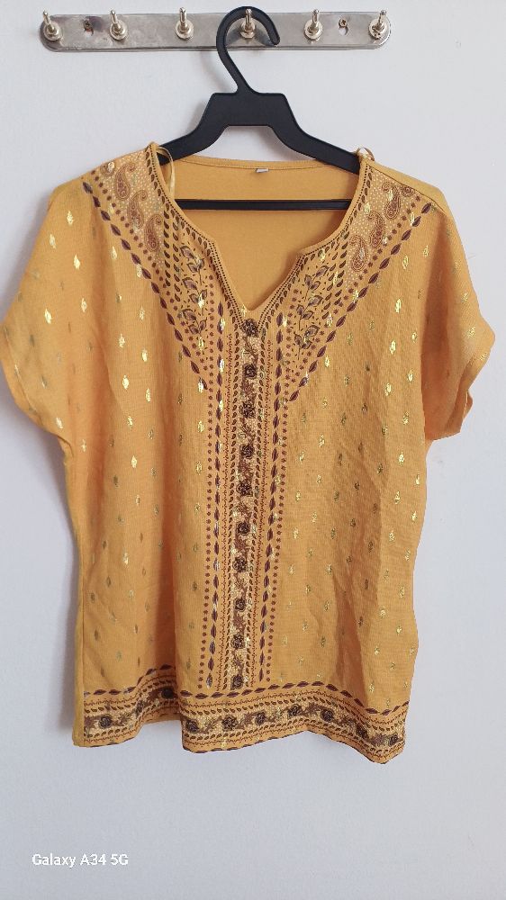 ✨ T-shirt mtarde imprimé doré – Maboutiqueplus ✨