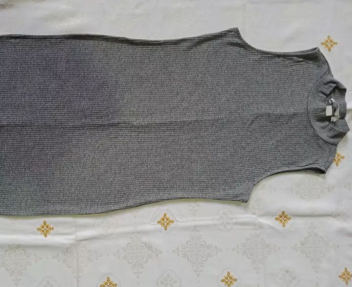 Robe gris élastiquée