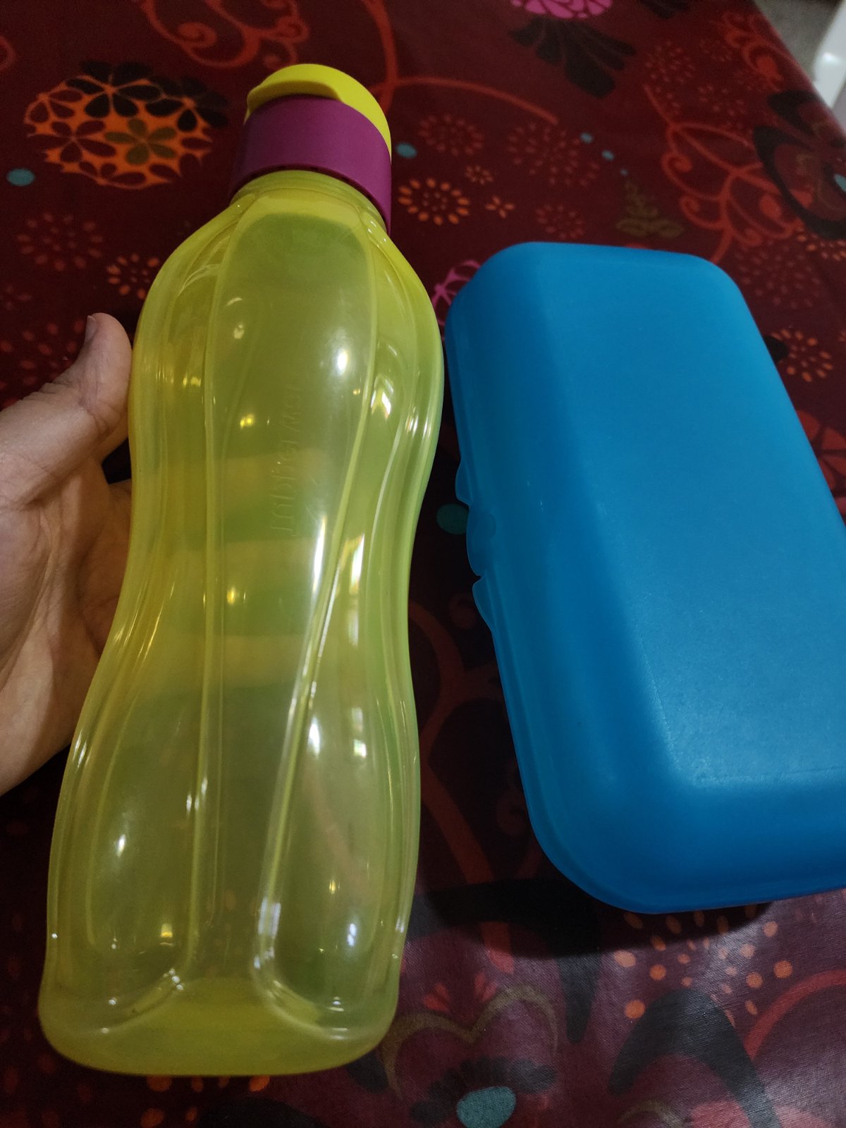 Bouteille + boîte 