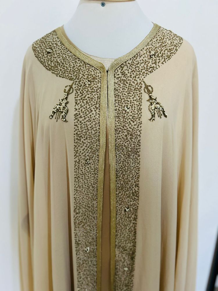 Élégant caftan beige