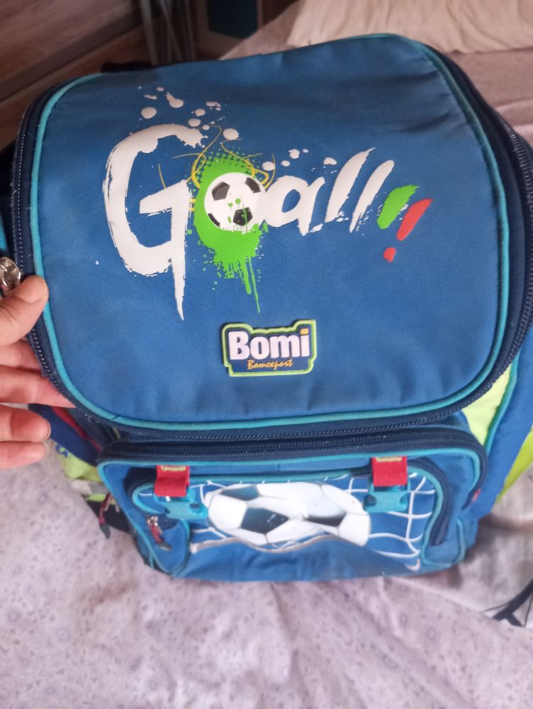 Cartable bomi
