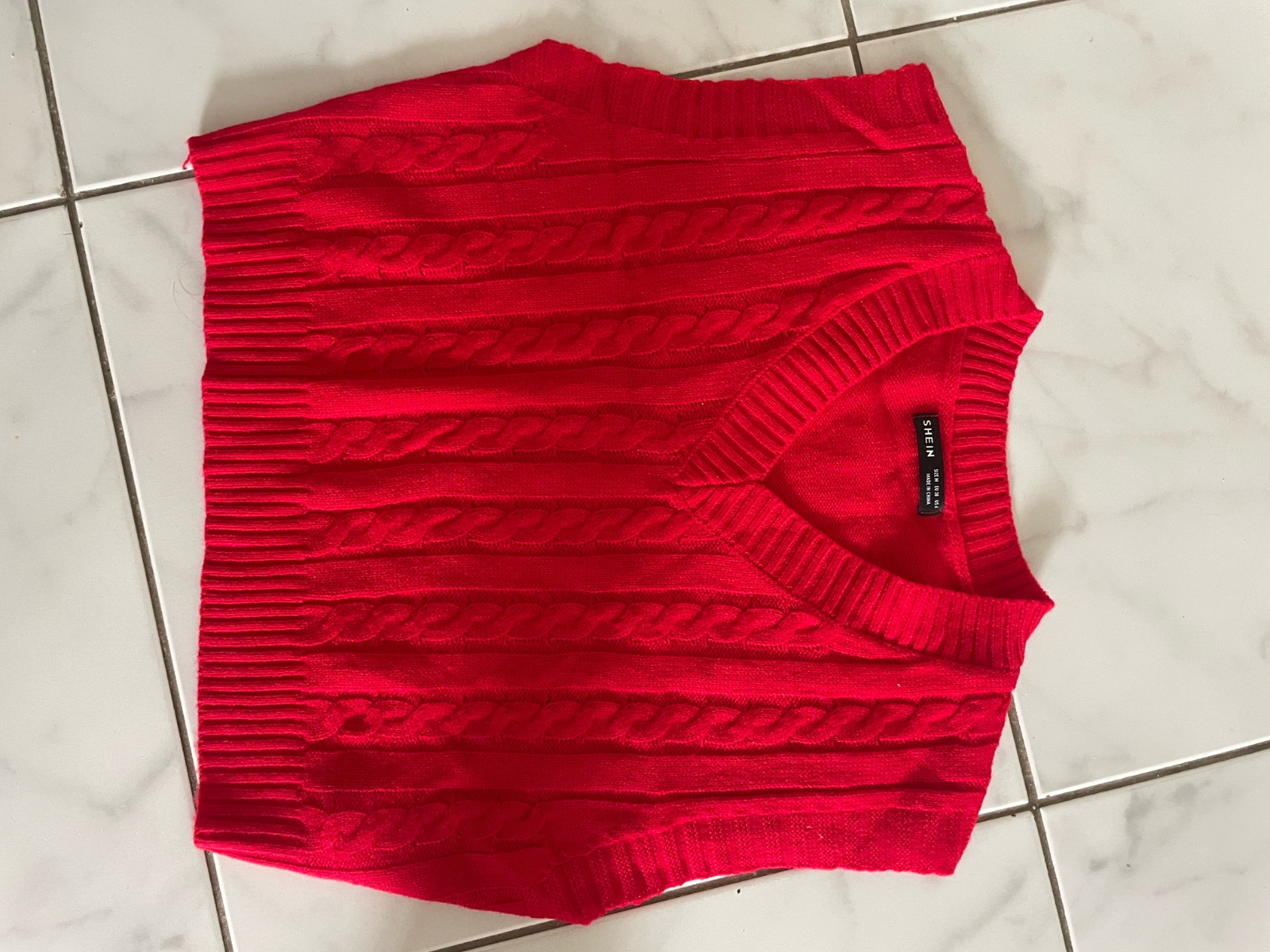 Pull rouge 36
