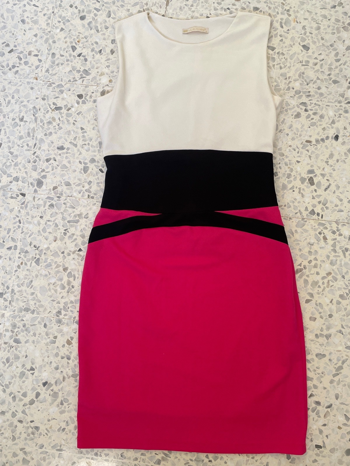 Robe rose