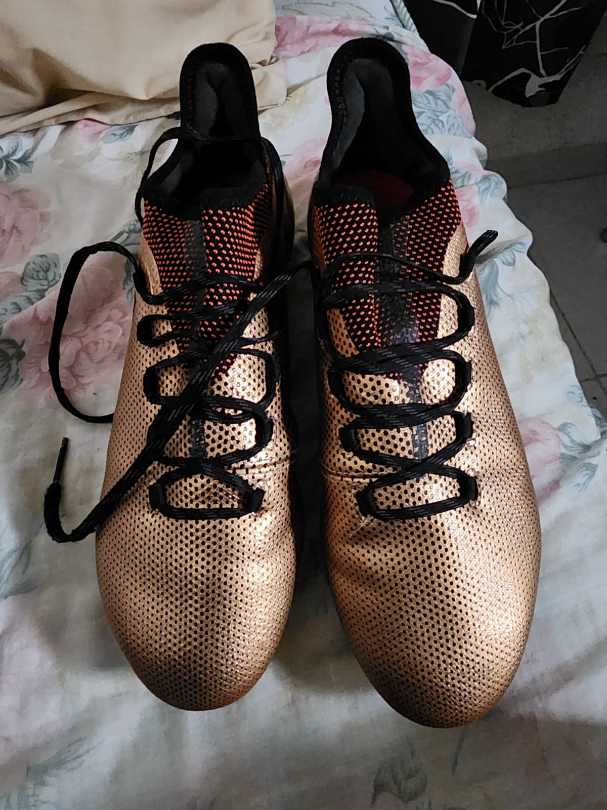 Crampons adidas x