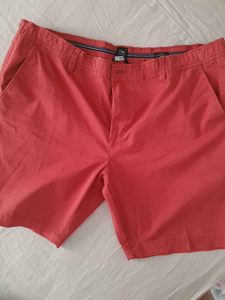 Bermuda homme couleur corail 