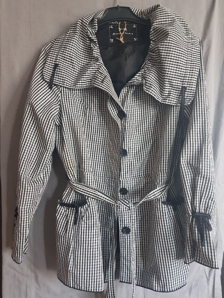 Veste femme à carreaux noir et blanc 