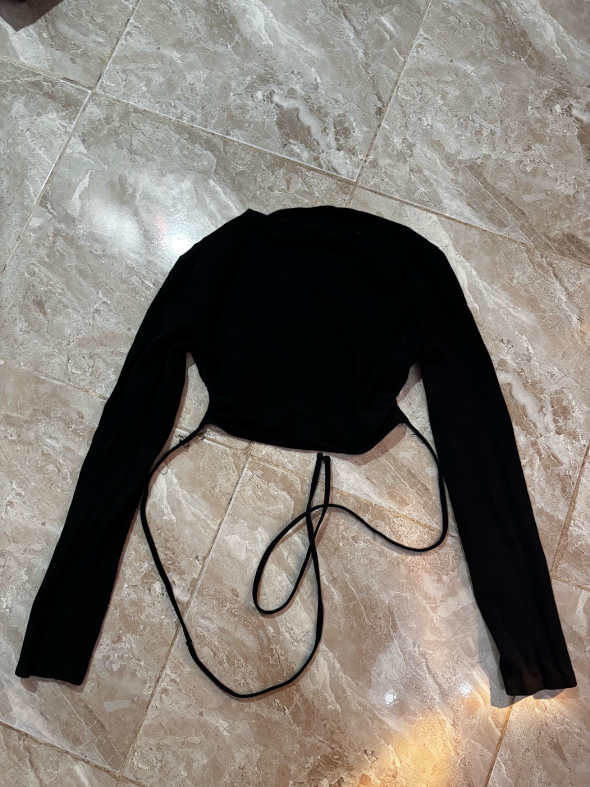 Pull noir 