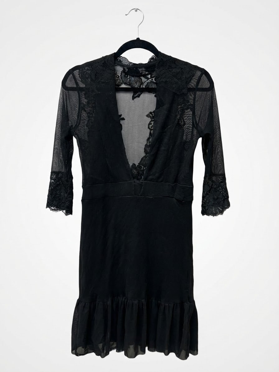 Robe noir dentelle