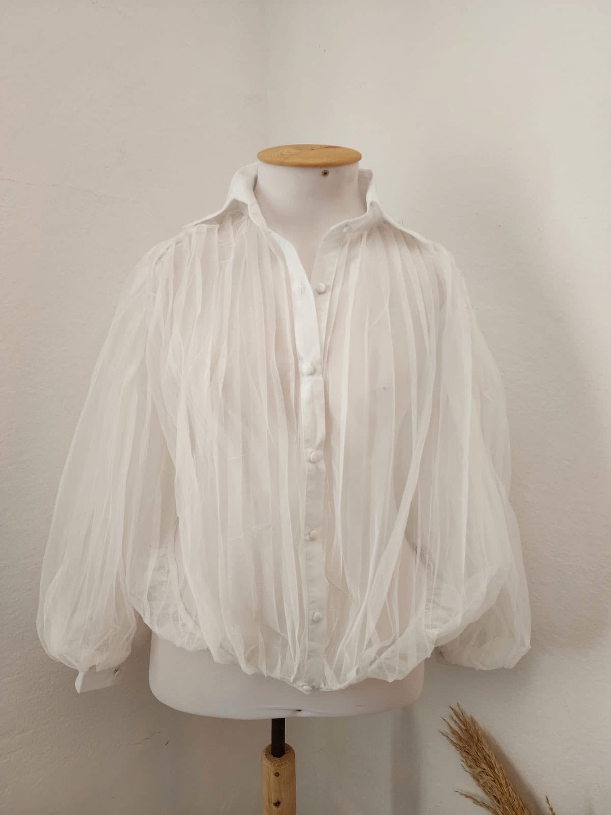 Chemsie taille M/L/xl neuve avec étiquette 