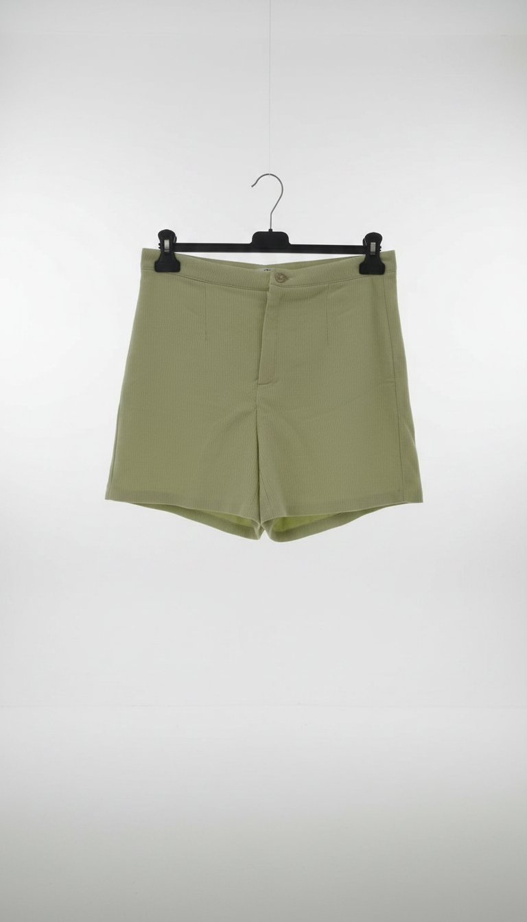 Short couleur vert pistache