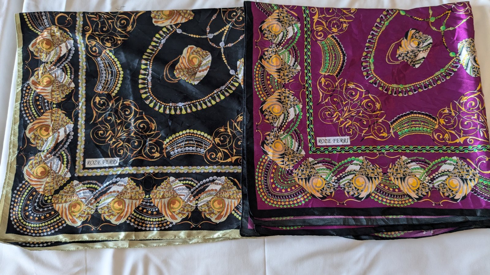 ROZE FERRI ITALIE lot des 2 foulards de luxe 