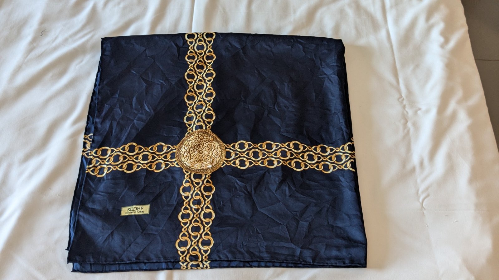 Pour voilée, foulard turc très chic