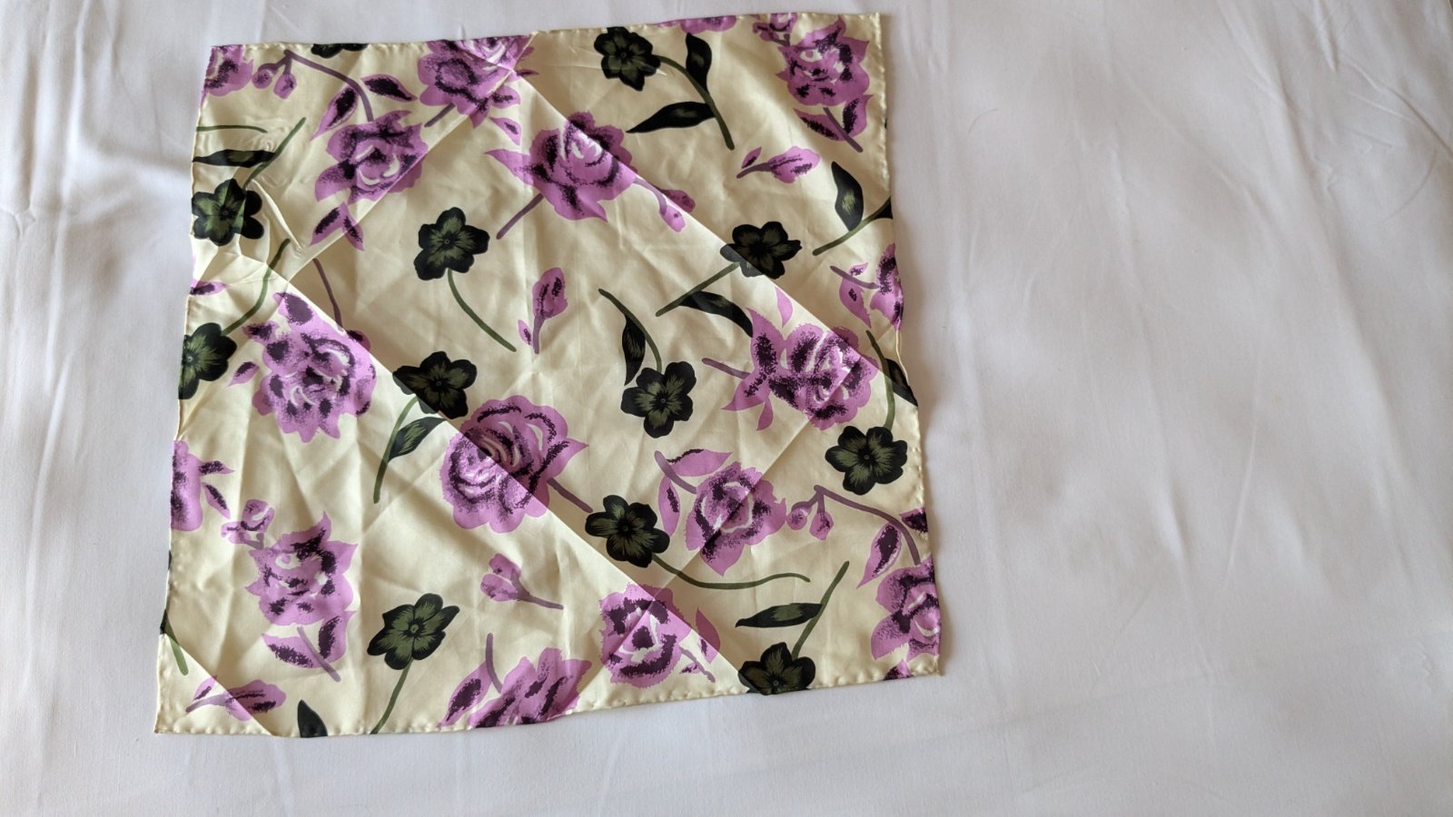 Foulard pour cou en soie