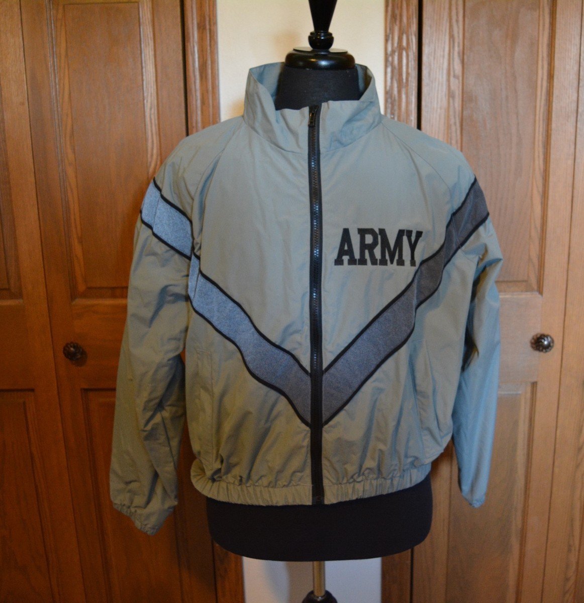 Veste de sport coupe-vent de l'armée américaine (modèle IPFU - Improved Physical Fitness Uniform)