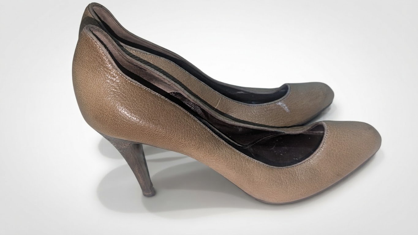 TAHARI escarpins en véritable cuir