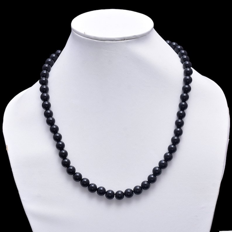 Collier en tourmaline noire naturelle de haute fantaisie, fermoir en vermeil ( argent 925 plaqué or 18K )