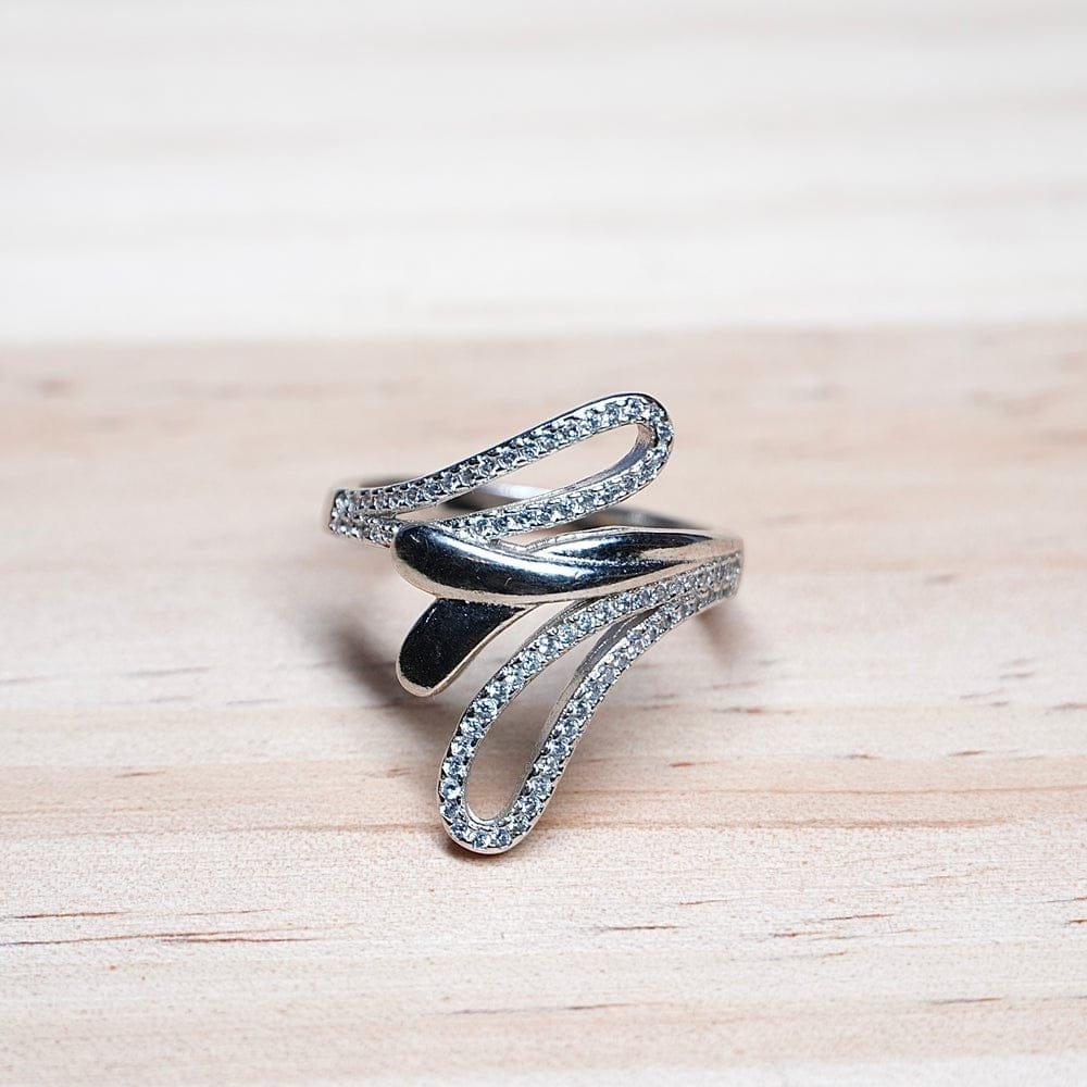 Bague imporé en argent et en zirconium 
