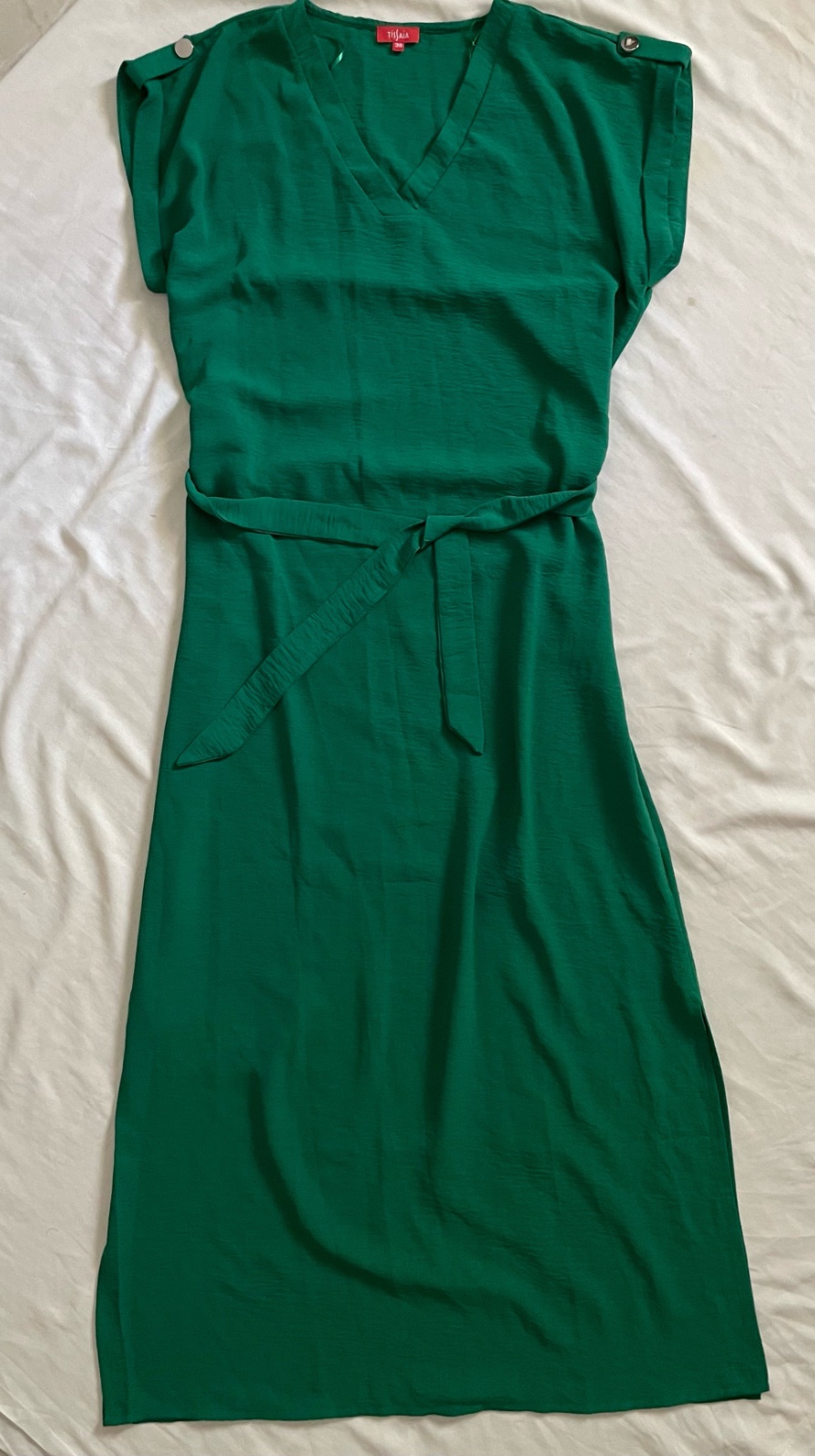 Robe mi-longue verte émeraude — taille 36 — jamais portée