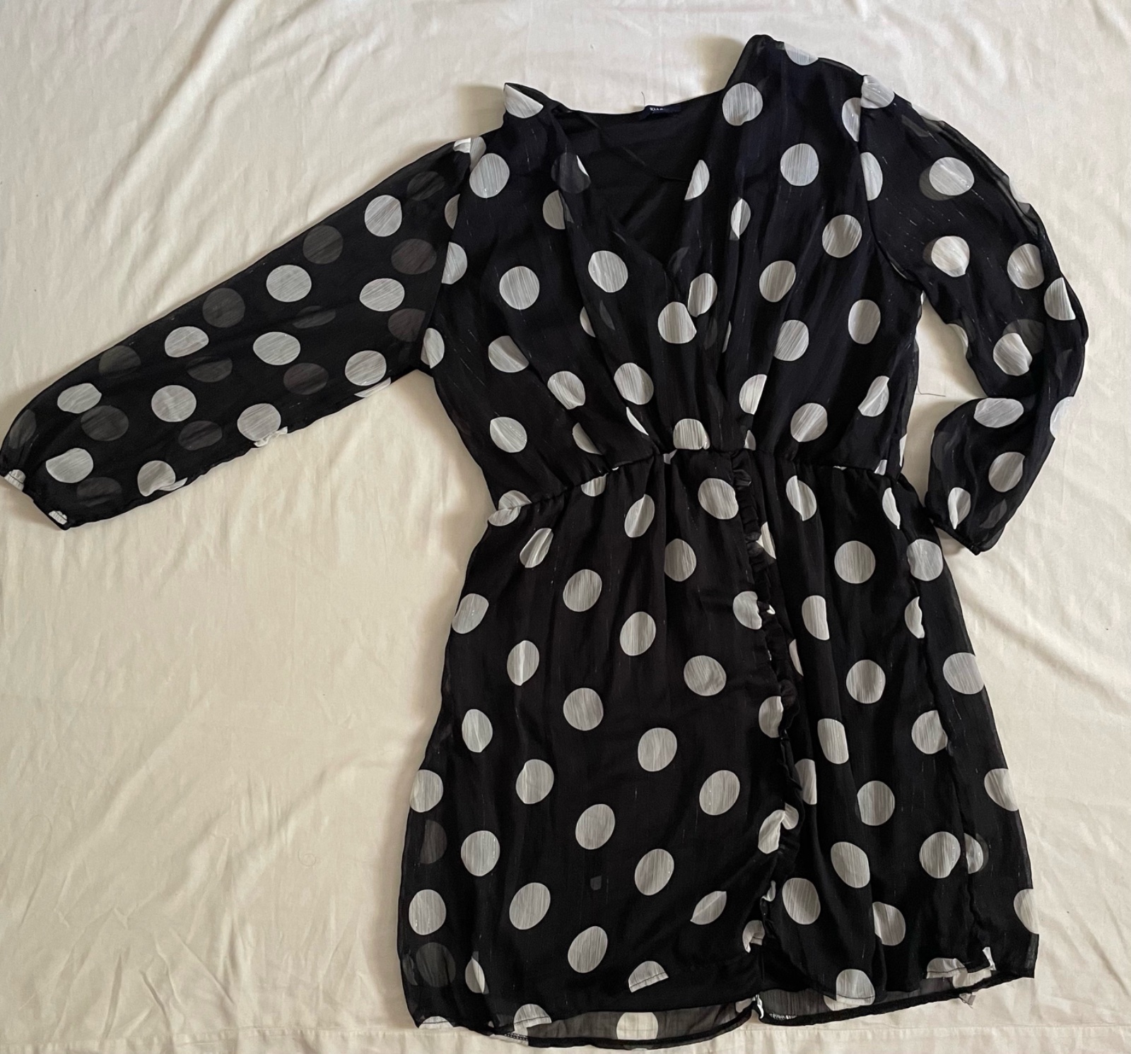 Robe portefeuille polka dots tres tendance  — taille 50 — neuve avec étiquette