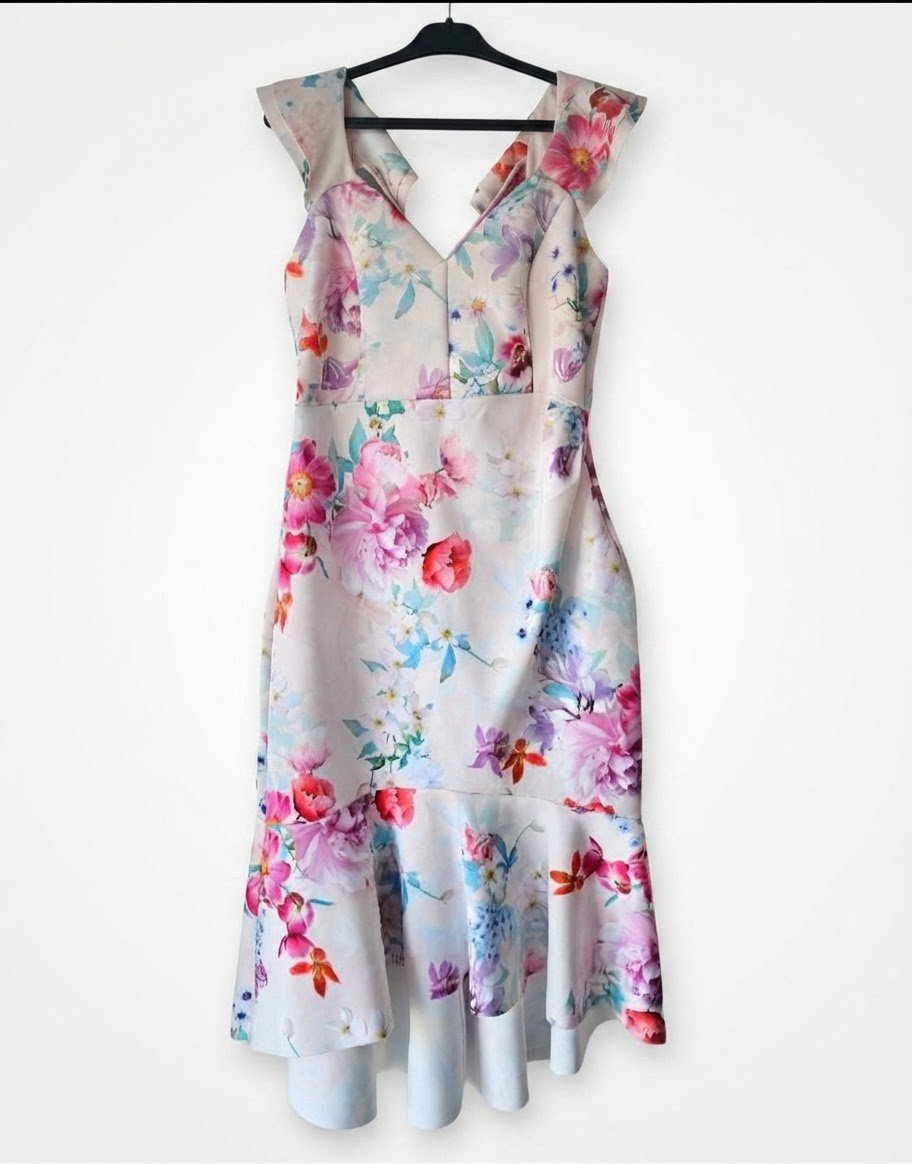 Tres belle robe taille 42 🌸🌺🏵